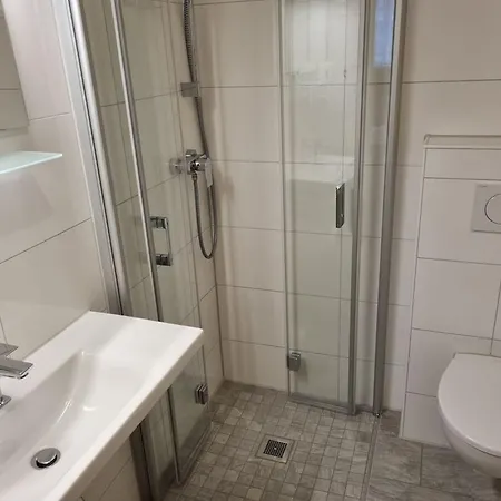 Gaestezimmer Kaempfe شقة