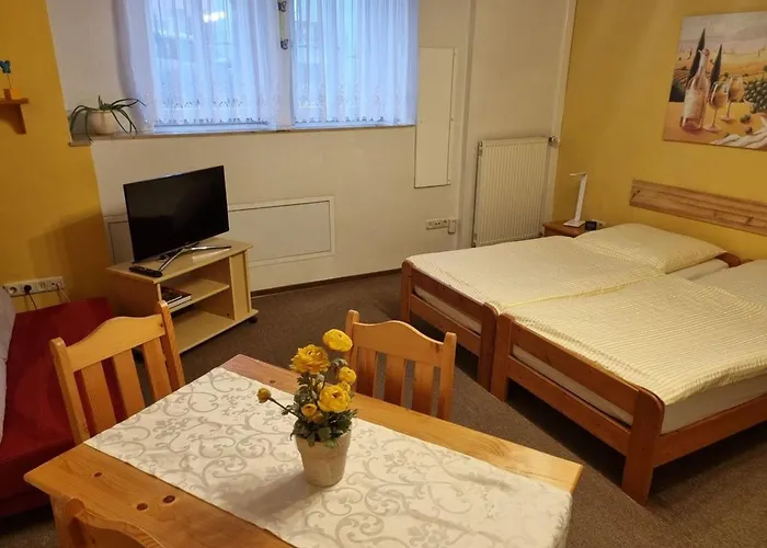 Gaestezimmer Kaempfe *